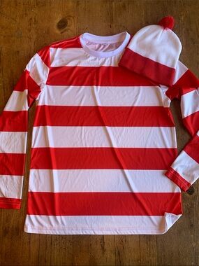 Wheres Waldo Men's Red & White Striped Long-Sleeve Crew Tee Plus Hat